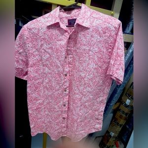 short sleeve button down by UNTUCKit size medium slim fit